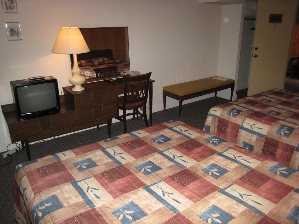 Downtowner Motor Inn Creston Rom bilde
